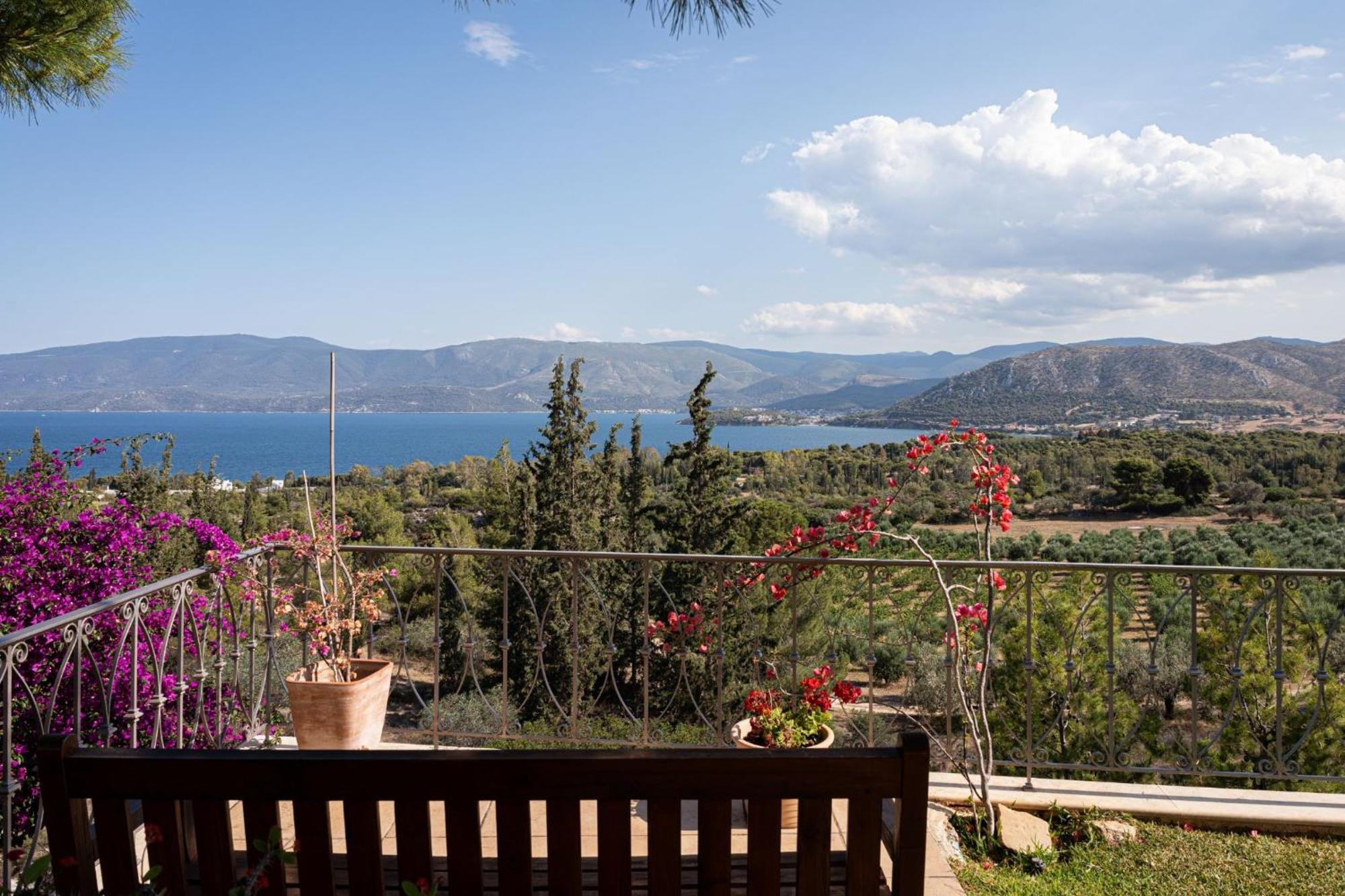 Villa Fantasia Isthmia Exterior foto