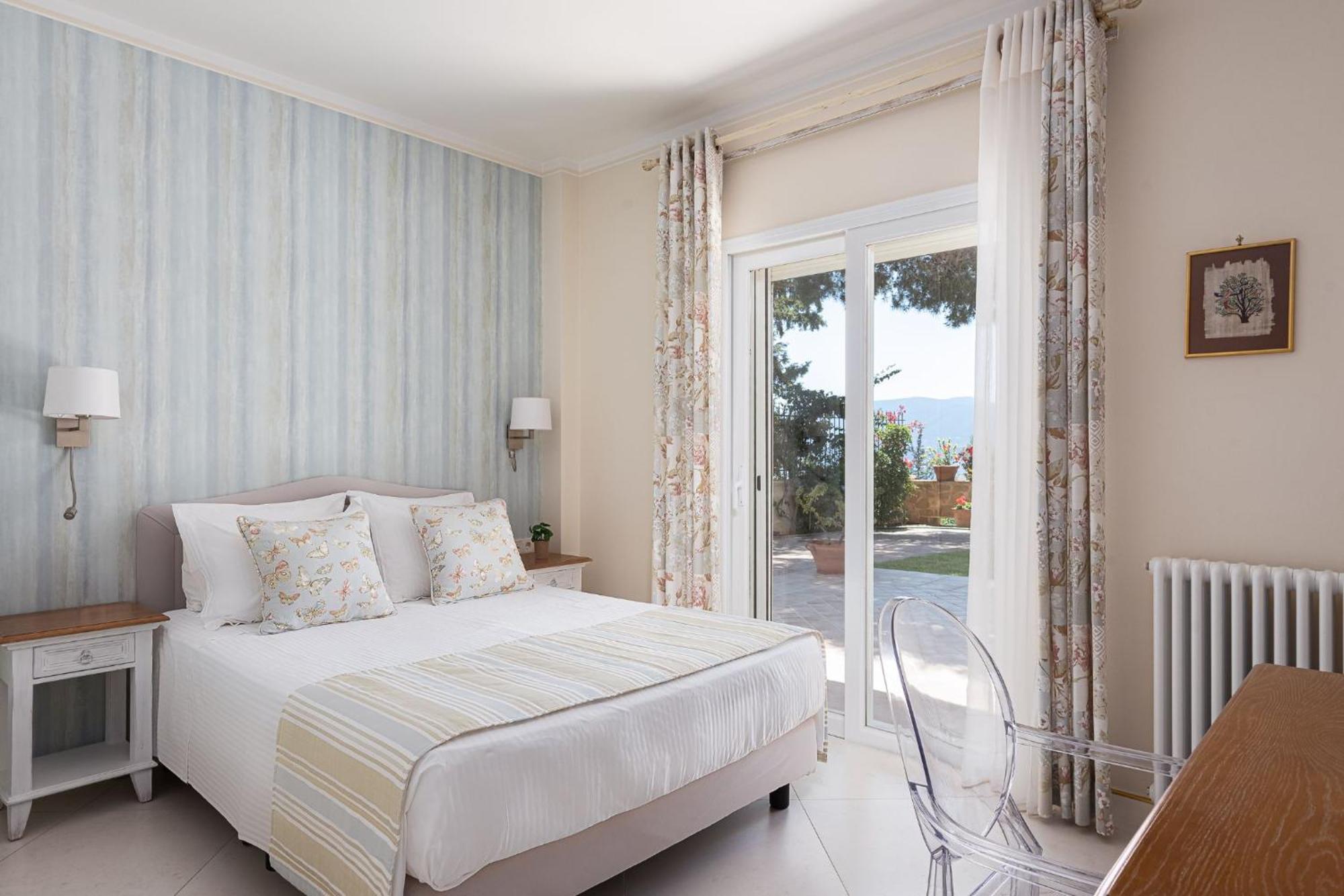 Villa Fantasia Isthmia Exterior foto