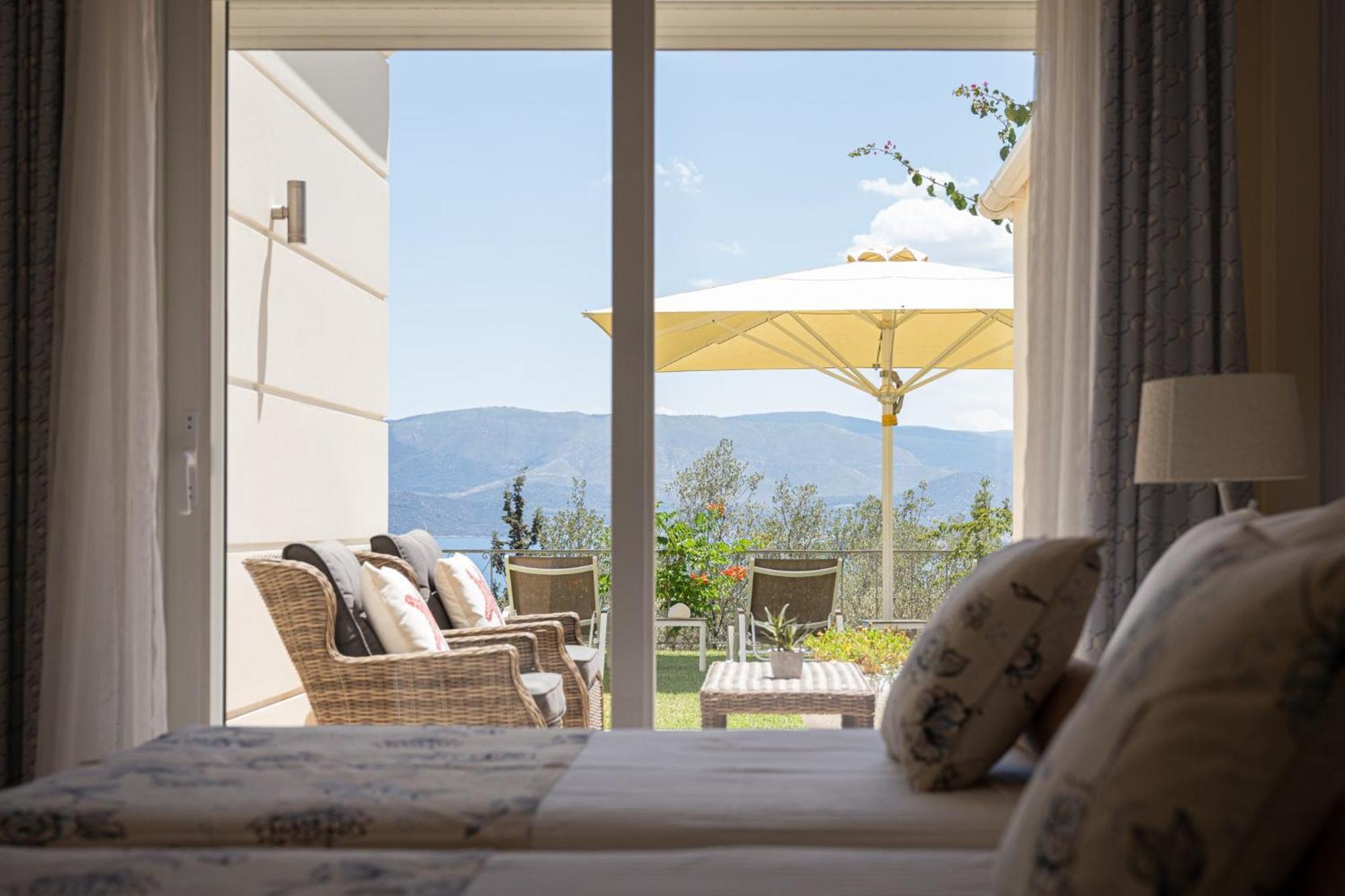 Villa Fantasia Isthmia Exterior foto
